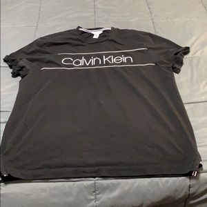 Calvin Klein tshirt
